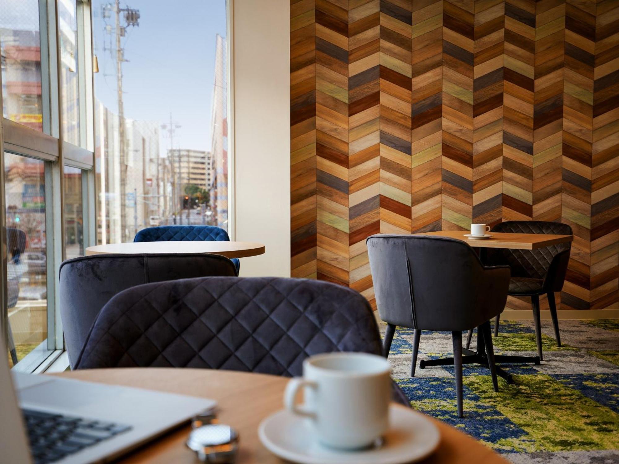 Hotel New Gaea Iizuka Bagian luar foto