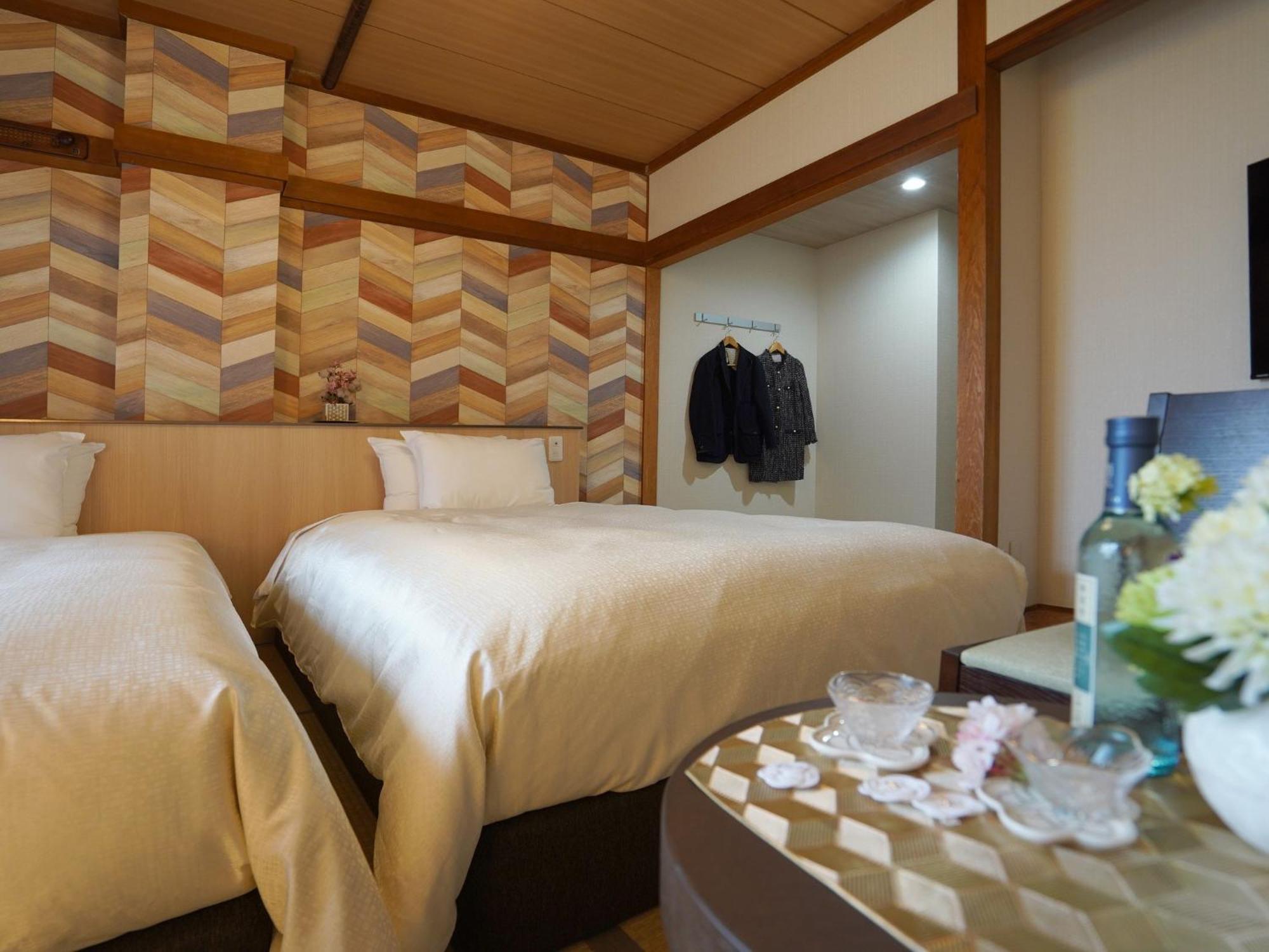 Hotel New Gaea Iizuka Bagian luar foto